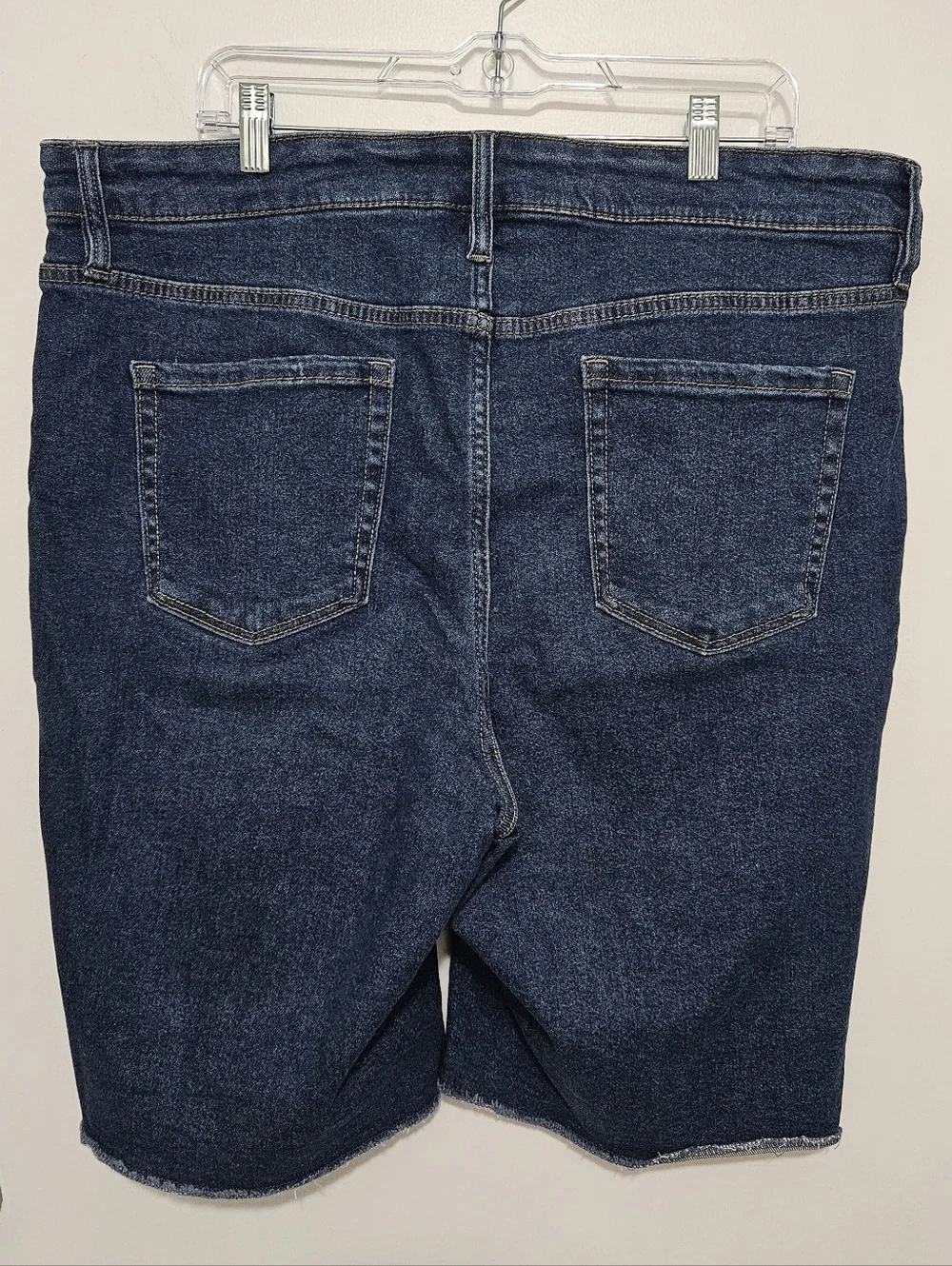 Ava & Viv Women's Indigo Blue Raw-Hem Denim Bermuda Shorts Size 20W - Picture 2 of 4